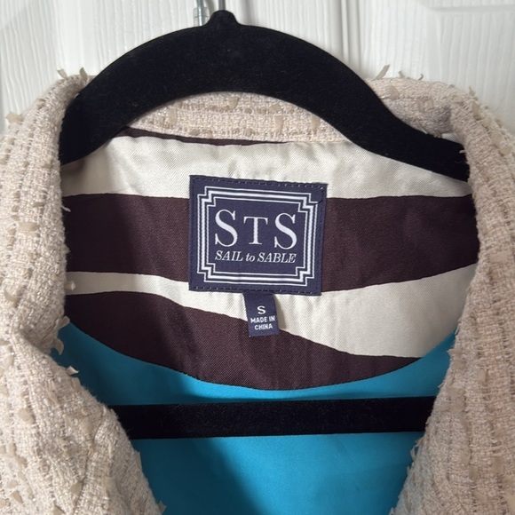 Sail to Sable Cream tweed Teddy Jacket Design cream and gold size small - Picture 2 of 4